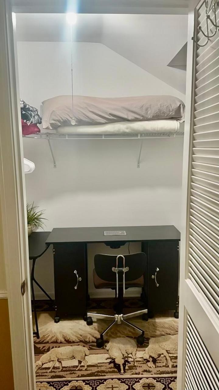 B3 A Private Room In Naperville Downtown With Desk And Wi-Fi Near Everything Exterior foto